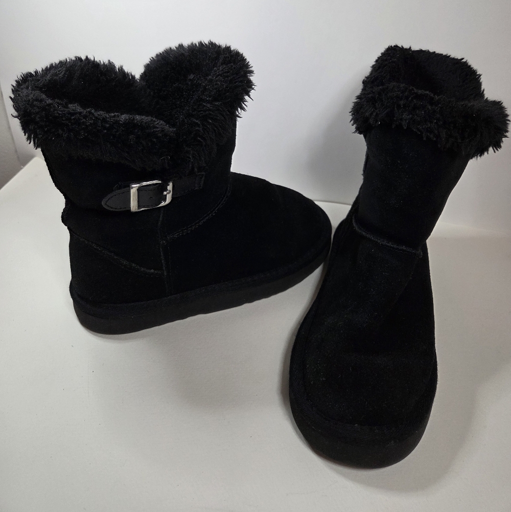 Black Faux Fur Lined Boots. Black Suede Girl Warm Boots. Girl Winter Boots.